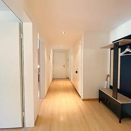 70m2 Mit Seeblick, Balkon, Serlas, Parkplatz - S11,1 Lägenhet St. Moritz