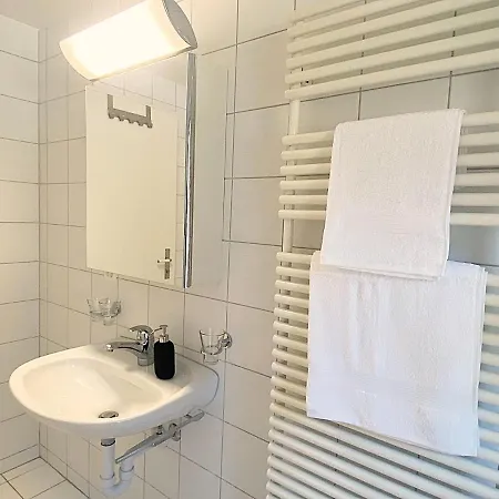 S11-1 - 70m2 Mit Seeblick, Balkon, Serlas, Parkplatz * Saint-Moritz