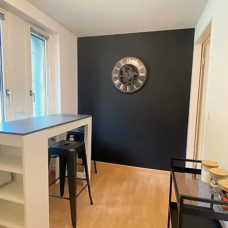 S11-1 - 70m2 Mit Seeblick, Balkon, Serlas, Parkplatz Sankt Moritz