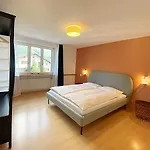 S11-1 - 70M2 Mit Seeblick, Balkon, Serlas, Parkplatz Lejlighed St. Moritz